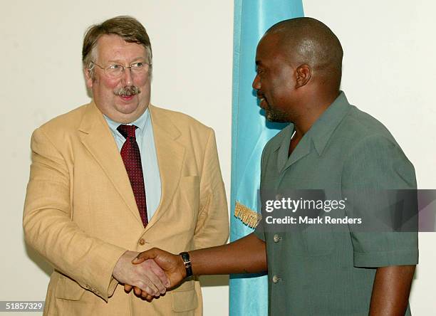 Congolese President Joseph Kabila meets with Belgian Defence Minister Andre Flahaut on December 13, 2004 in Kinshasa, Democratic Republic of Congo....