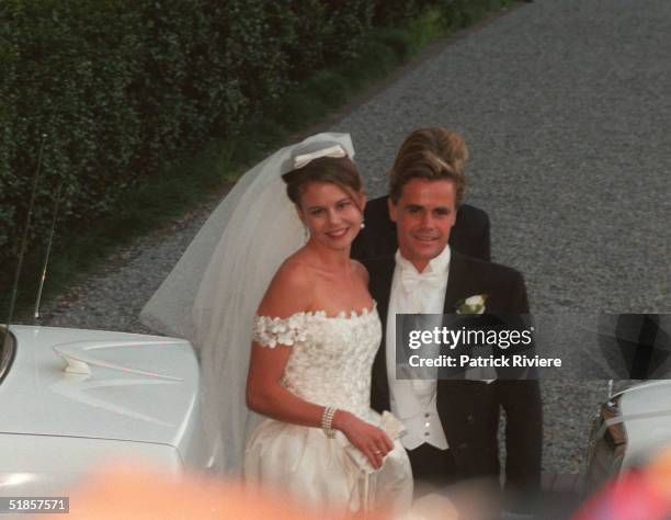 FEBRUARY 1996 - THE WEDDING OF ANTONIA KIDMAN AND ANGUS HAWLEY.