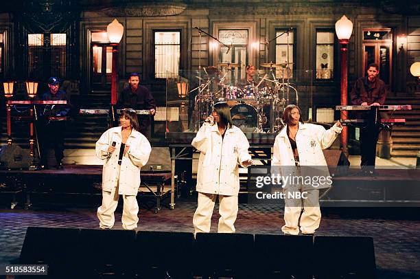 Episode 295 -- Pictured: Leanne "Lelee" Lyons, Cheryl "Coko" Gamble, Tamara "Taj" Johnson of musical guest SWV perform on September 3, 1993 --