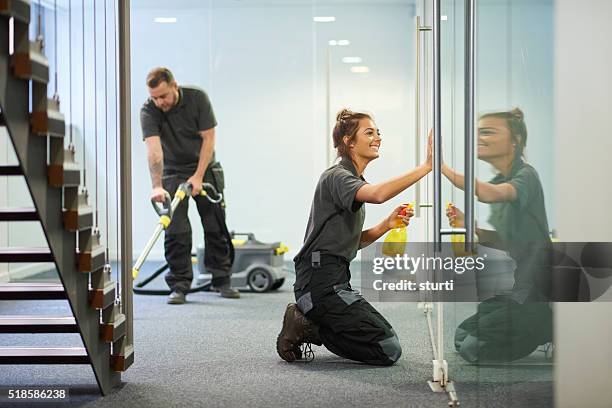 commercial cleaning contractors - office cleaning bildbanksfoton och bilder