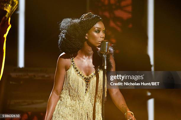 Singer Brandy performs onstage during Black Girls Rock! 2016 on April 1, 2016 in Newark City.