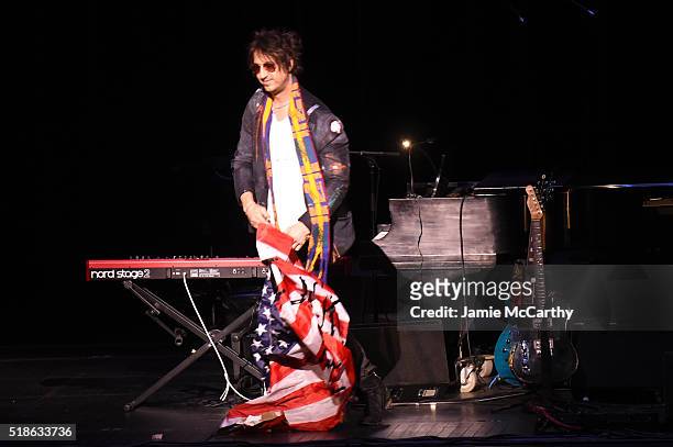 Joseph Arthur performs 'The Man Who Sold the World' onstage at The Music Of David Bowie At Radio City Music Hall at Radio City Music Hall on April 1,...