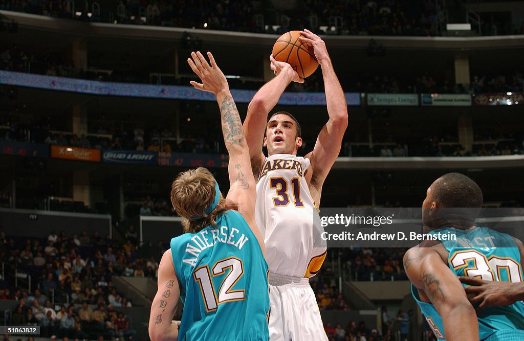 New Orleans Hornets v Los Angeles Lakers