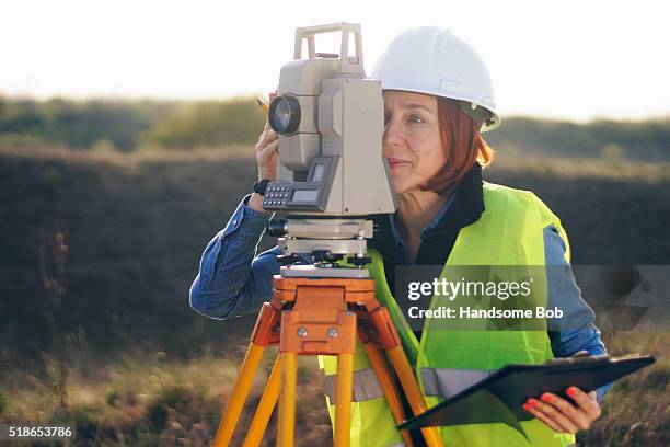 surveying - tacheometer stock pictures, royalty-free photos & images