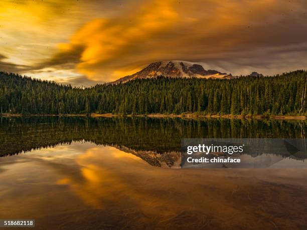 reflection lake of mt.rainier - washington dc sunset stock pictures, royalty-free photos & images