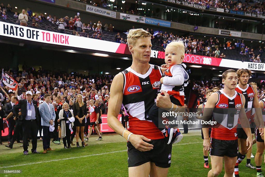 AFL Rd 2 - St Kilda v Western Bulldogs