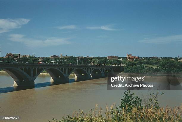 University Bridge across the South Saskatchewan River in Saskatoon, Saskatchewan, Canada, circa 1960.