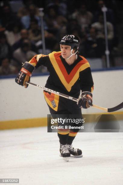 Canadian professional ice hockey player Darcy Rota forward of the Vancouver Canucks on the ice against the New York Islanders, Nassau Coliseum,...