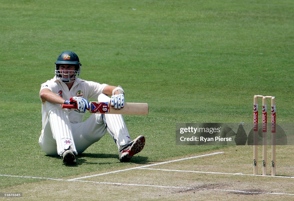 First Test - Australia v Pakistan: Day 2