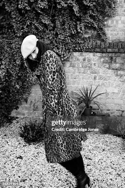 Actress Amanda Ryan poses at a photoshoot at her home in London on the 27th of November 2003.