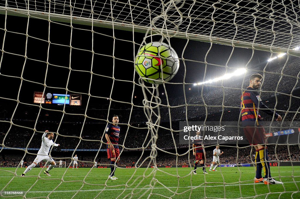 FC Barcelona v Real Madrid CF - La Liga