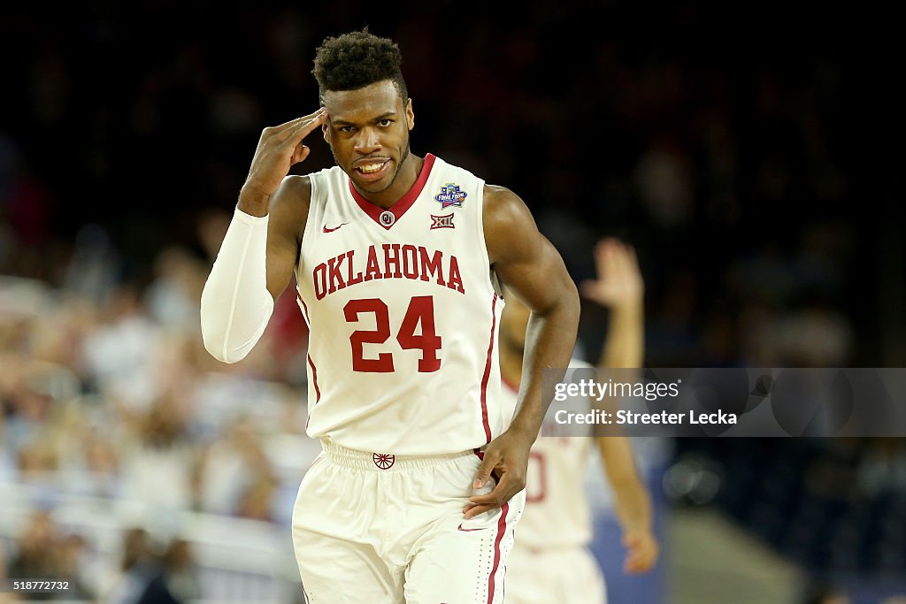 NCAA Men's Final Four Semifinal - Villanova v Oklahoma