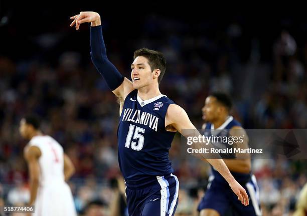 Ryan Arcidiacono of the Villanova Wildcats reacts in the first half against the Oklahoma Sooners during the NCAA Men's Final Four Semifinal at NRG...