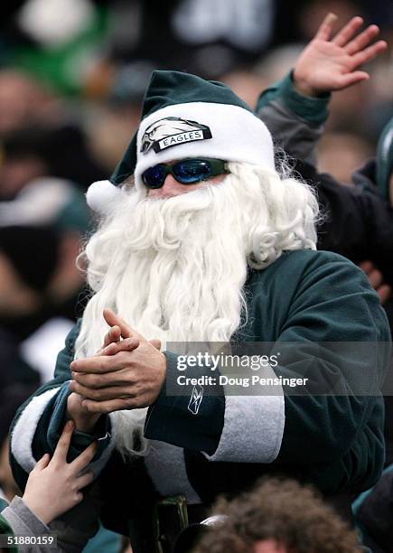 Santa Claus was an Eagles fan this day and brought the Philadelphia Eagles an early present as the Eagles defeated the Dallas Cowboys 12-7 during NFL...