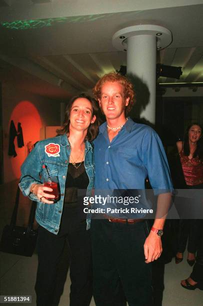 MARCH 2000 - JANE LUEDECKE AND SEAMUS MAKIN ATTEND THE LEVI'S ENGINEERED JEANS PARTY IN SYDNEY, AUSTRALIA.