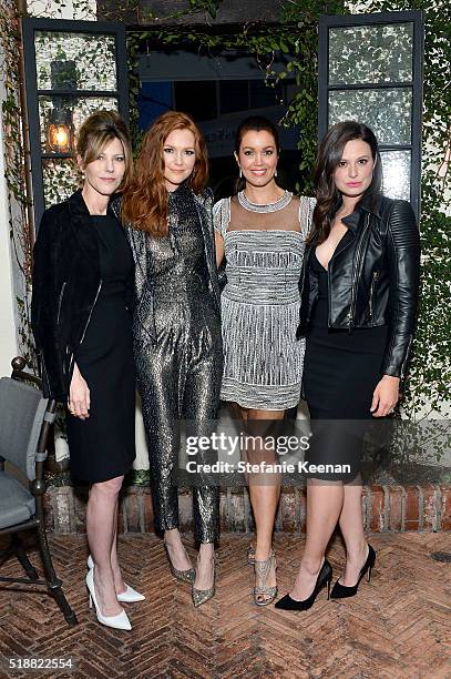 Robbie Myers, Darby Stanchfield, Bellamy Young and Katie Lowes attend dinner celebrating Kerry Washington hosted by ELLE, Editor-In-Chief, Robbie...