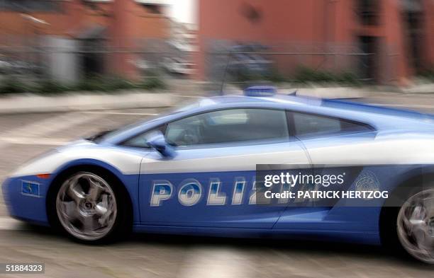 The "Lamborghini Gallardo" police Car in Rome 16 December 2004. The supercar, bearing State Police colors has a 10 cylinder, 5 liters, 500 hp engine...