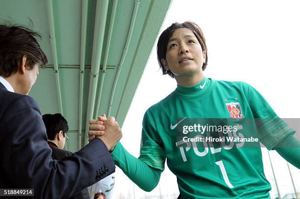 Sakiko Ikeda of Urawa Reds prepares prior to the Nadeshiko League match between Urawa Red Diamonds Ladies and Albirex Niigata Ladies at the Saitama...