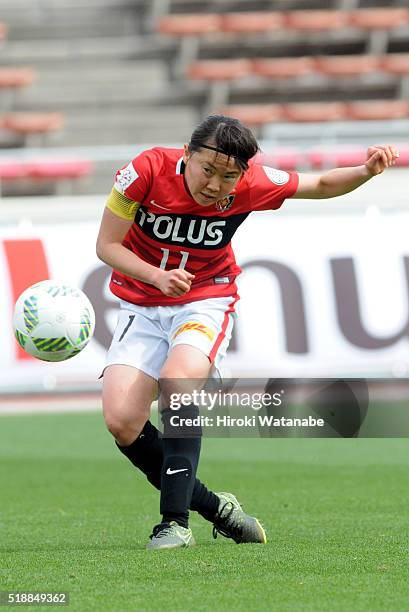 Michi Goto of Urawa Reds in action during the Nadeshiko League match between Urawa Red Diamonds Ladies and Albirex Niigata Ladies at the Saitama...