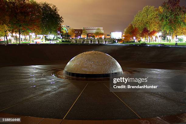 fountain dome - pacific science center seattle stock pictures, royalty-free photos & images