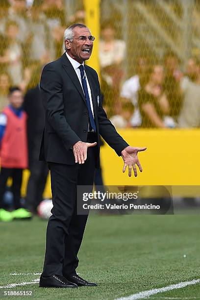 Atalanta BC head coach Edoardo Reja reacts during the Serie A match between Atalanta BC and AC Milan at Stadio Atleti Azzurri d'Italia on April 3,...