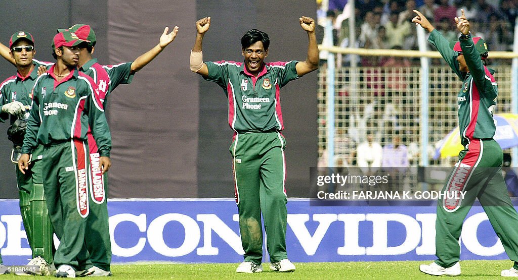 Ch Rafique Bangladeshi cricketerMohammad Rafique celebrates with his teammates ...