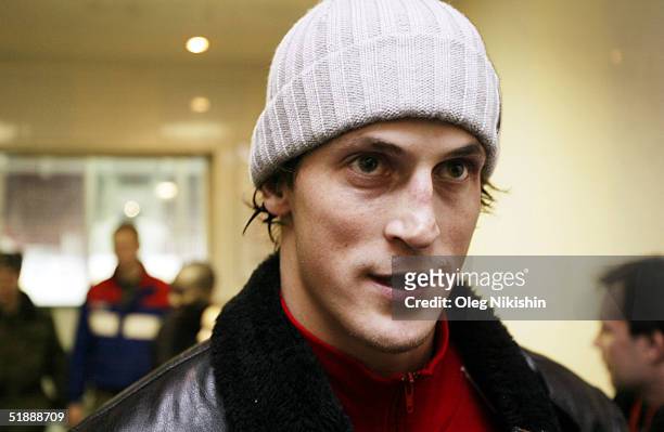 Vincent Lecavalier of Ak-Bars Kazan leaves after a game against CSKA Moscow December 22, 2004 at CSKA Ice Arena in Moscow, Russia. Ak-Bars Kazan...