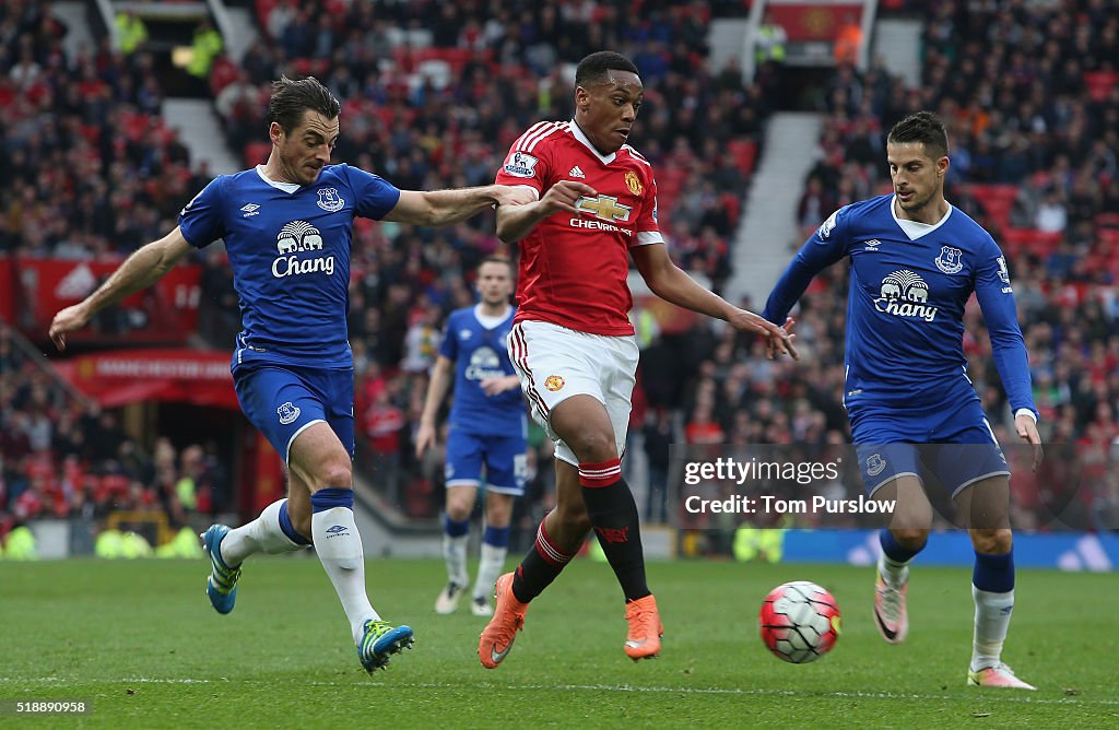 Manchester United v Everton - Premier League