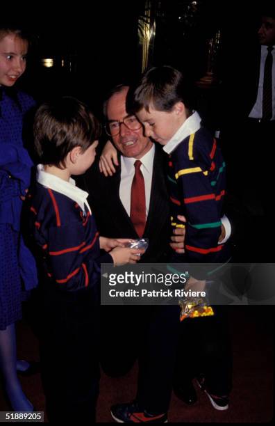 1987 - JOHN HOWARD, DAUGHTER MELANIE AND SONS RICHARD AND TIM DURING THE LIBERAL ELECTION CAMPAIGN.