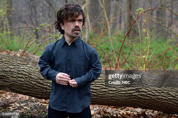 Peter Dinklage" Episode 1699 -- Pictured: Peter Dinklage during the "Naked and Afraid" sketch on April 2, 2016 --