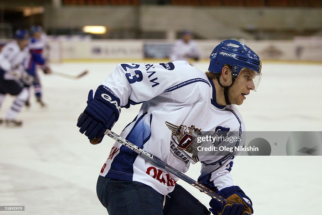 Dynamo Moscow v Lada Togliatti
