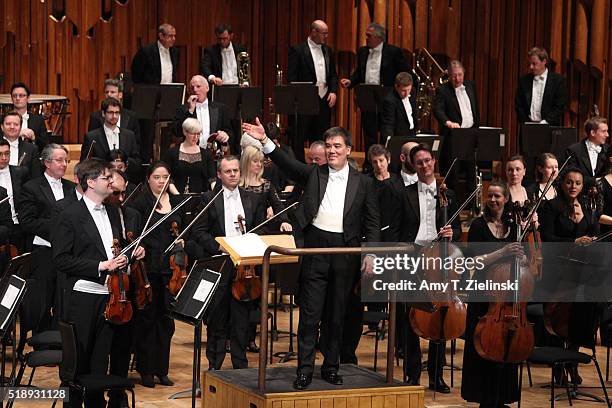 Alan Gilbert Conducts Lso With Joshua Bell At The Barbican Centre In ...