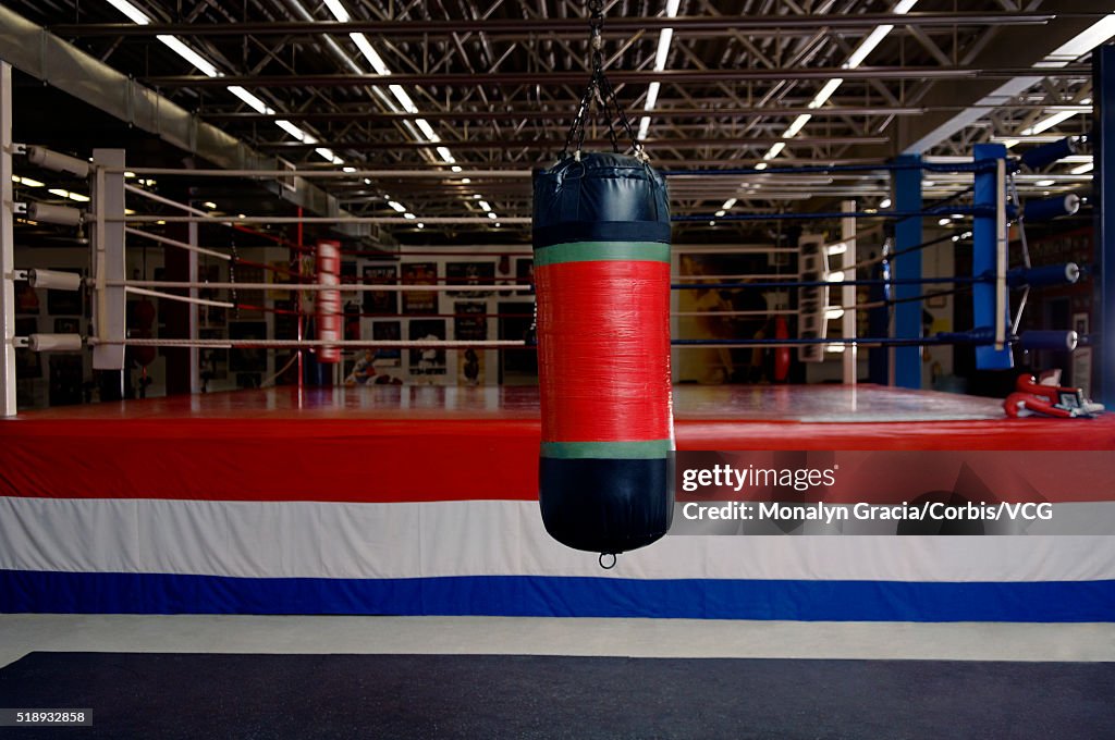 Empty Boxing Rig Empty Boxing Ring High-Res Stock Photo - Getty Images