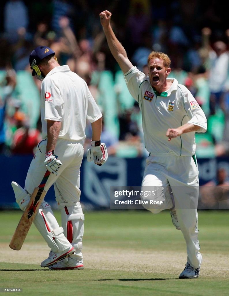 Second Test South Africa v England - Day One