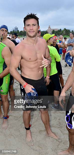 Scott Eastwood Takes Part In Life Time South Beach Triathlon at Lummus Park on April 3, 2016 in Miami Beach, Florida.