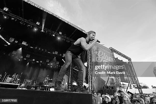 Singer Kip Moore performs onstage at the 4th ACM Party For A Cause Festival at the Las Vegas Festival Grounds on April 3, 2016 in Las Vegas, Nevada.