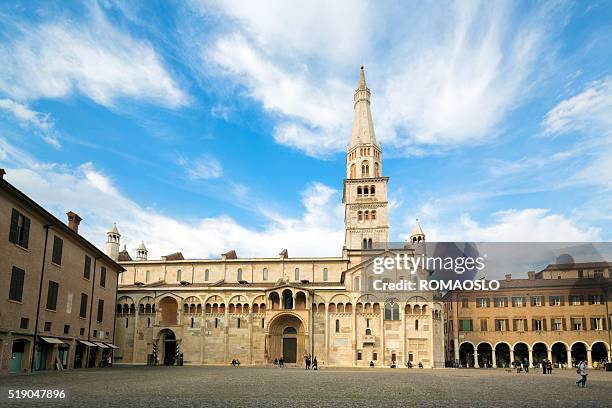 modena kathedrale und der emilia-romagna italien - modena stock-fotos und bilder