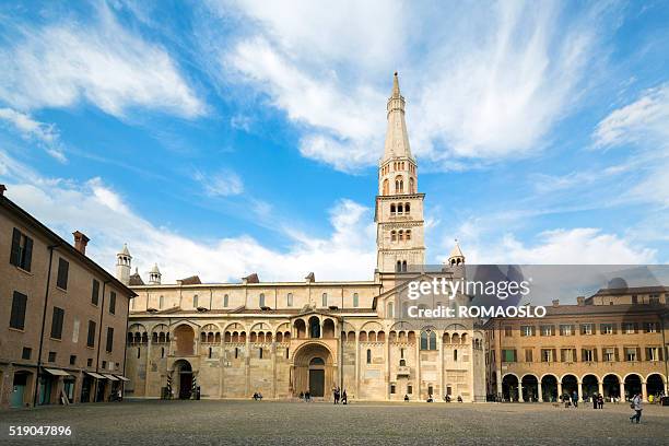 modena cathedral, emilia-romagna italy - modena stockfoto's en -beelden