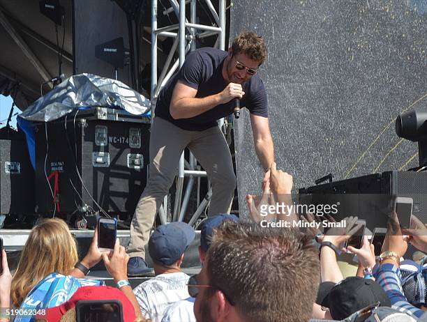 Brett Eldredge performs during the ACM Party for a Cause Festival at the Las Vegas Festival Grounds on April 3, 2016 in Las Vegas, Nevada.