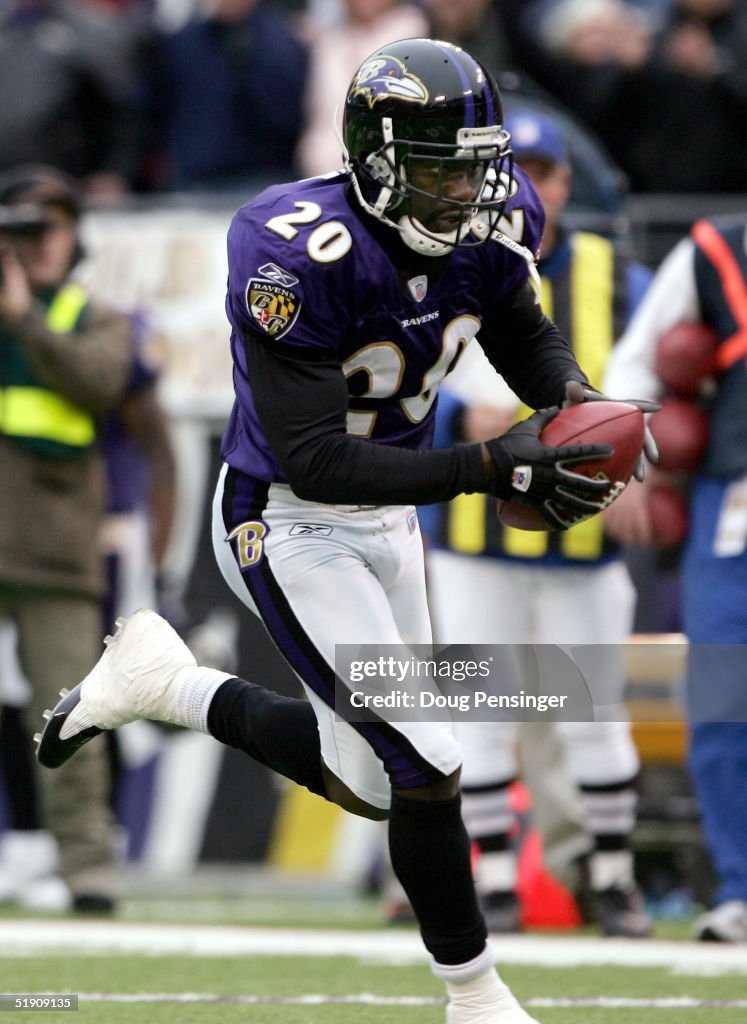 Miami Dolphins v Baltimore Ravens