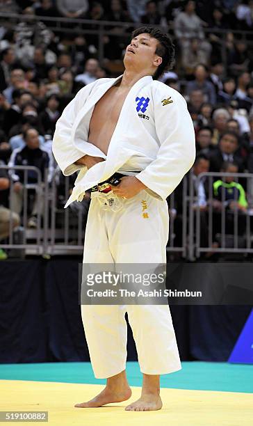 Ryu Shichinohe shows his dejection after beging defeated by Hisayoshi Harasawa in the Men's +100kg final during day one of the All Japan Judo...