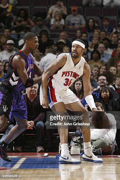 Rasheed Wallace of the Detroit Pistons moves the ball during the game with the Toronto Raptors on March 10, 2004 at the Palace of Auburn Hills in...