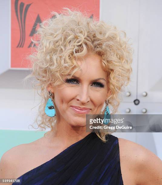 Kimberly Schlapman of Little Big Town arrives at the 51st Academy Of Country Music Awards at MGM Grand Garden Arena on April 3, 2016 in Las Vegas,...