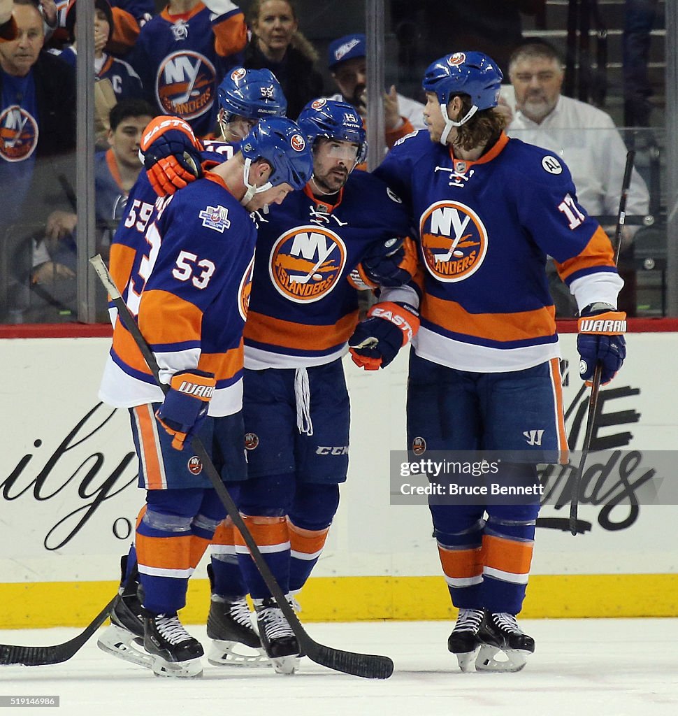 Tampa Bay Lightning v New York Islanders