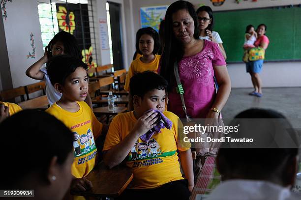 24 The Philippines Launches Mass Dengue Vaccination Stock Photos, High ...