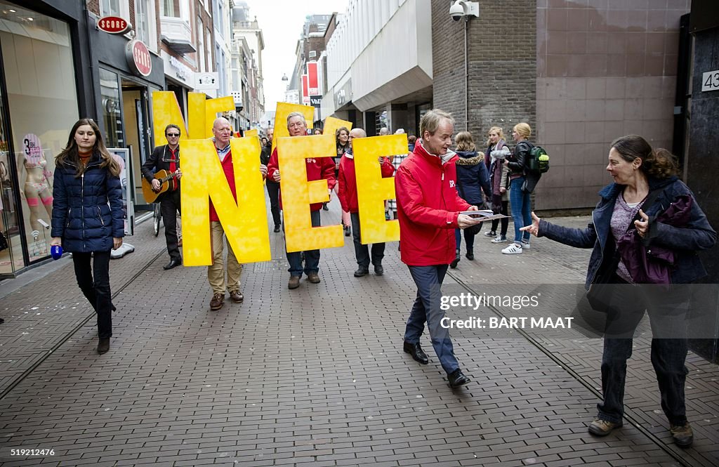 NETHERLANDS-UKREAINE-EU-REFERENDUM