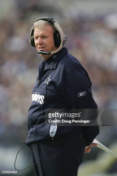 Head coach Bill Parcells of the Dallas Cowboys looks on while facing the Baltimore Ravens during the game at M&T Bank Stadium on November 21, 2004 in...