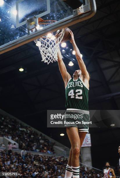 Boston Celtics' Chris Ford dunks against the New York Nets at Rutgers Athletic Center circa 1979 in Piscataway, New Jersey.