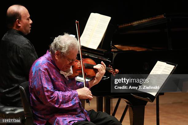 Israeli-American virtuoso violinist Itzhak Perlman celebrates his 70th birthday with a concert featuring the touchstones of his repertoire by...