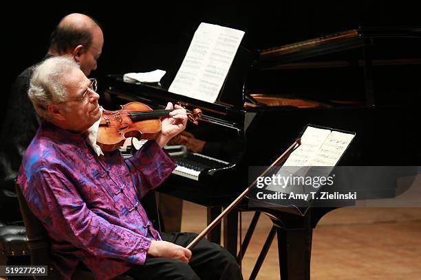 Israeli-American virtuoso violinist Itzhak Perlman celebrates his 70th birthday with a concert featuring the touchstones of his repertoire by...